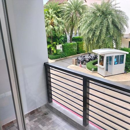 La Piccola Kata Hotel Bilik gambar