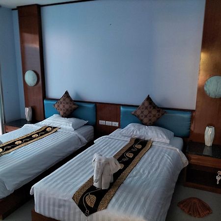 La Piccola Kata Hotel Bilik gambar