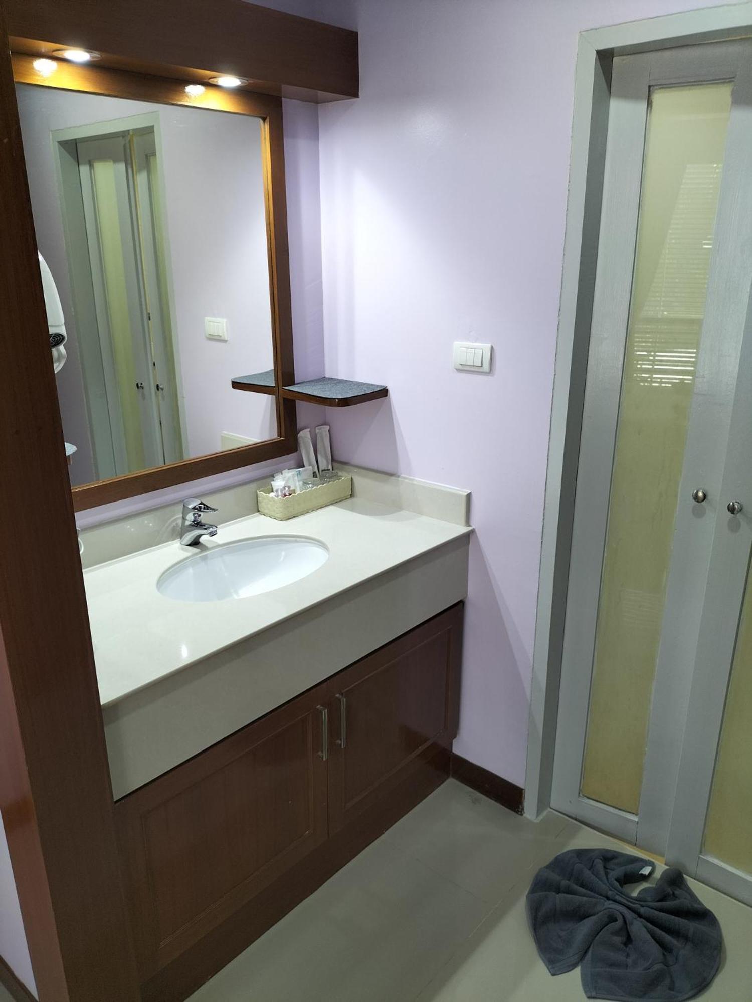 La Piccola Kata Hotel Bilik gambar