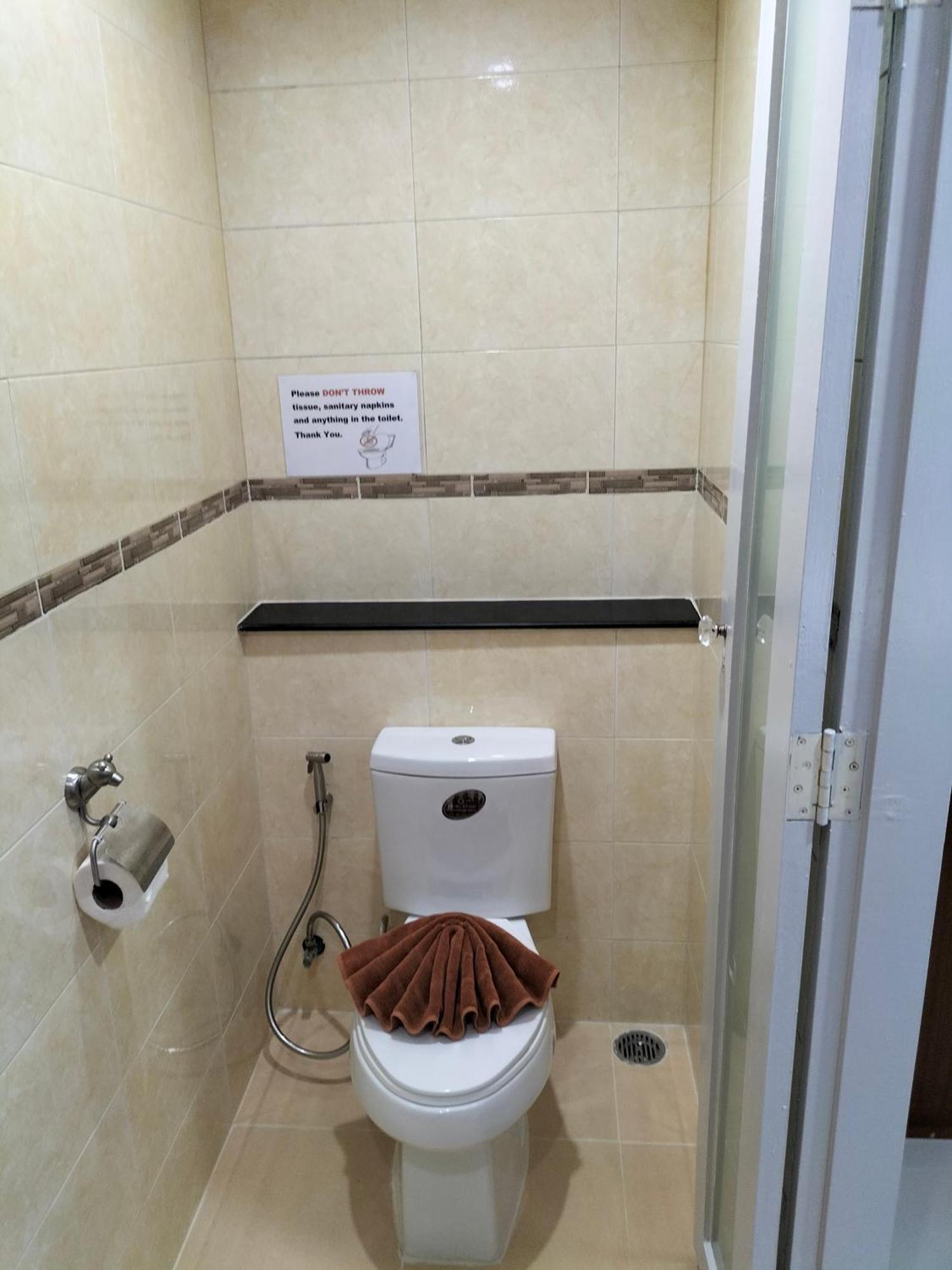 La Piccola Kata Hotel Bilik gambar