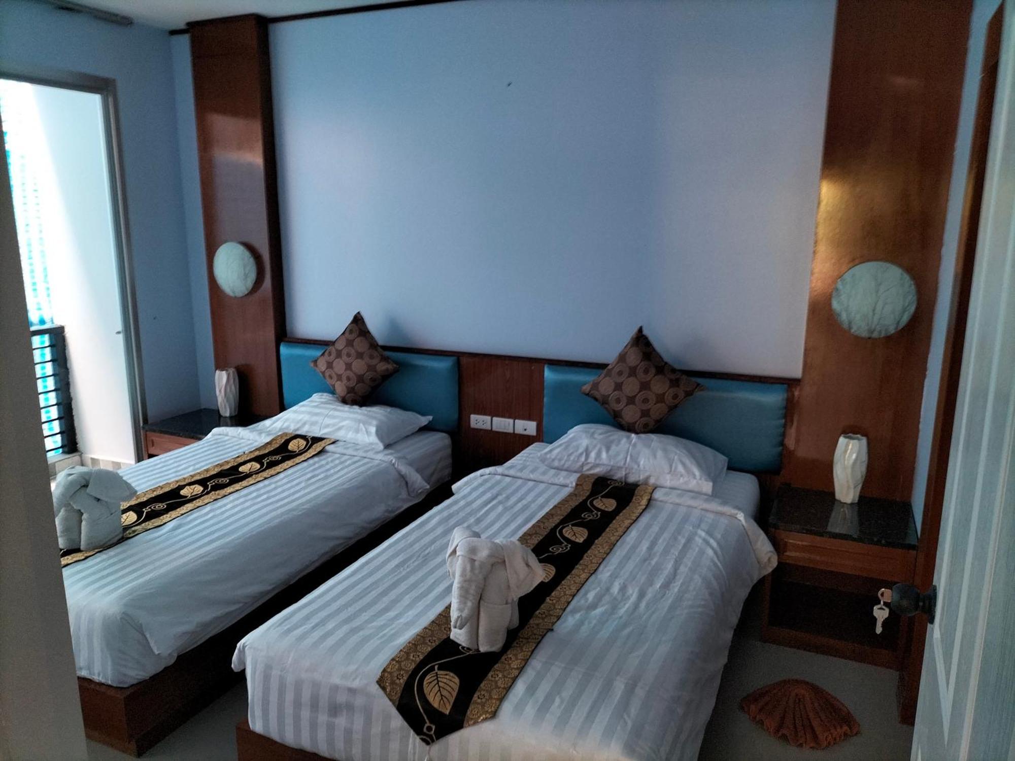 La Piccola Kata Hotel Bilik gambar